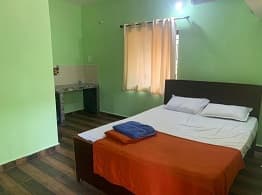 Deluxe A/C Room